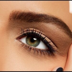 MAC Matte Shadow-Omega Matte